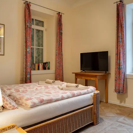 Laurin 2 Guestcard Incl Apartment Meran